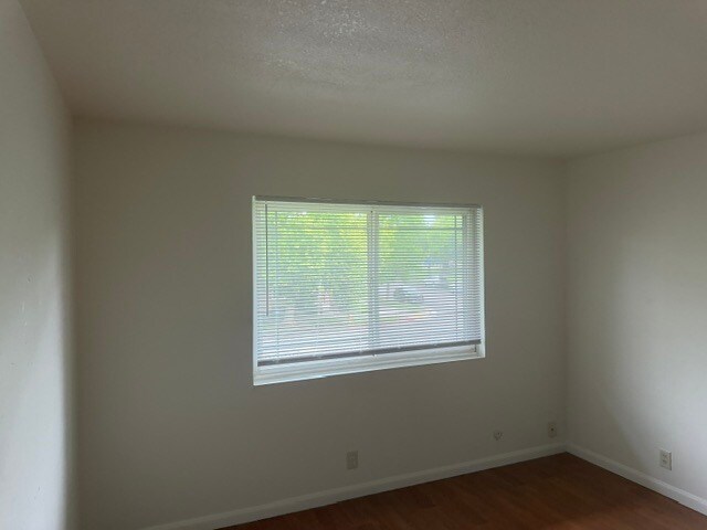 Foto del edificio - 126 Jamestown St