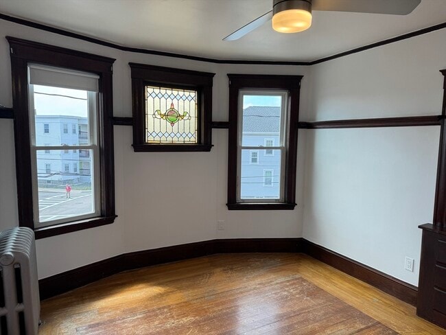 Building Photo - 683 Adams St