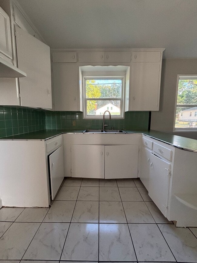 Foto del edificio - Charming 3-Bedroom Home in Arcadia – Winst...
