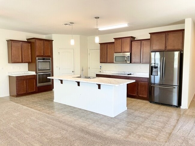 Building Photo - Beautiful 4-Bedroom, 3-Bathroom Home in Goodyear!!