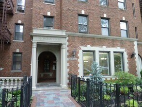 Building Photo - 109-20 Queens Blvd