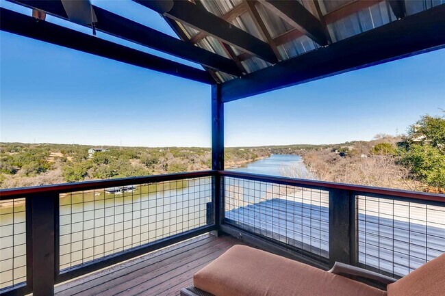 Foto del edificio - 2614 Pace Bend Rd S