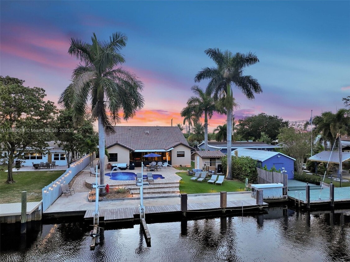 Foto principal - 4732 SW 35th Ave