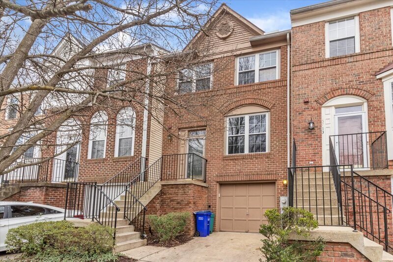 Primary Photo - 15715 Ensleigh Ln