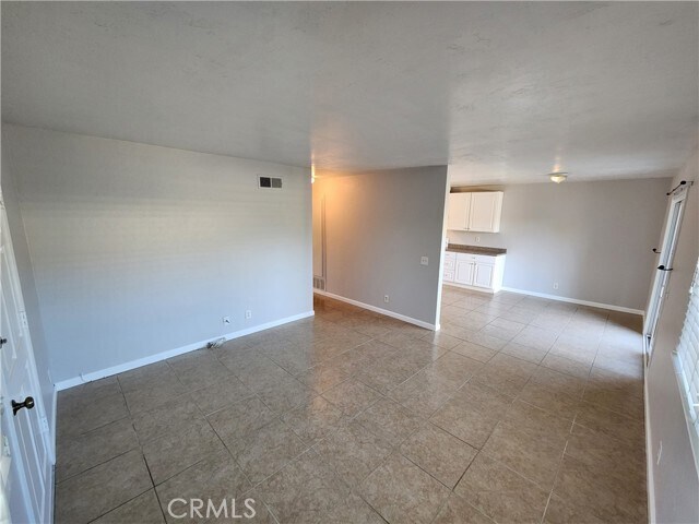 Building Photo - 4736 Cielo Dr