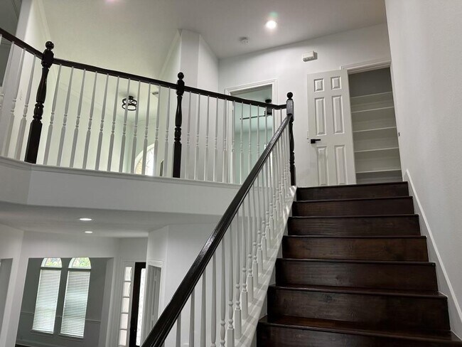 Foto del edificio - 7103 Diamond Falls Ln