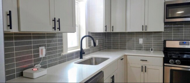 Foto del edificio - 1117 N Iowa St