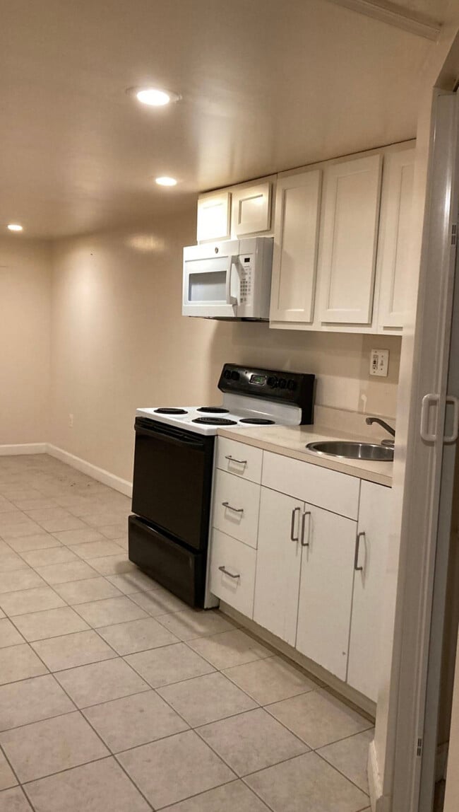 Foto del edificio - 9510 Lawnsberry Ter