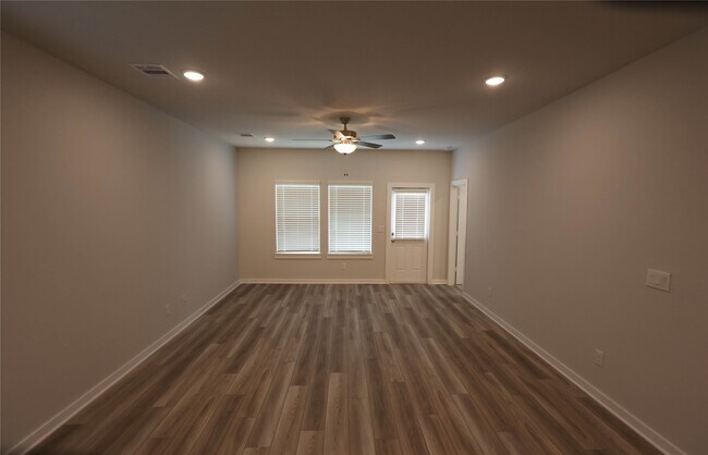 Building Photo - 8587 Blueberry Ash St