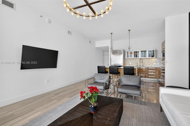 Foto del edificio - 2020 N Bayshore Dr