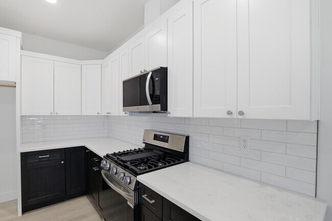 Building Photo - 751 Creative Way