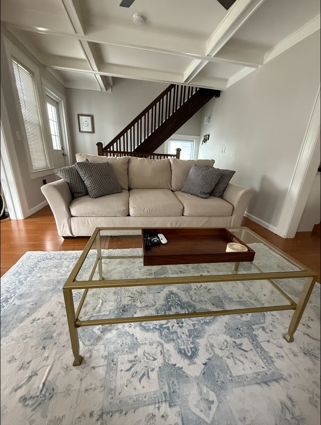Living Room - 100 Lincoln St
