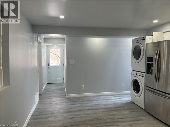 Building Photo - 58 Pathfinder Crescent