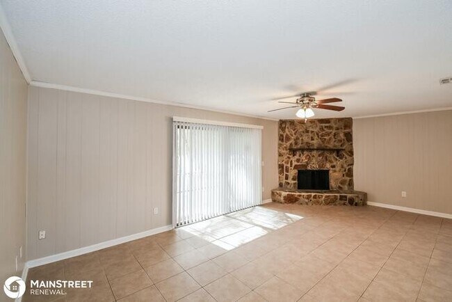 Building Photo - 8366 GRAMPELL DR, JACKSONVILLE, FL 32221