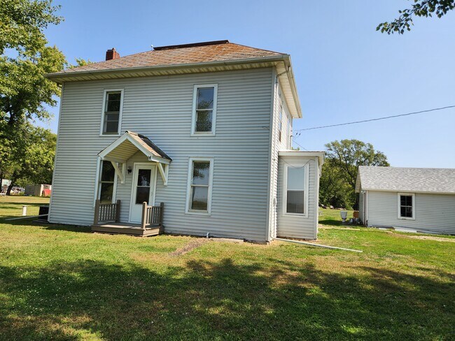 Foto del edificio - 1738 Racine Ave