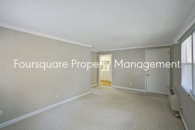 Building Photo - 2nd Floor Condo | Washer/Dryer | One Assig...