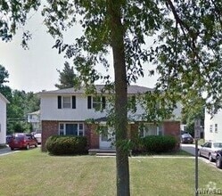 Building Photo - 71-RIGHT Glenhaven Dr