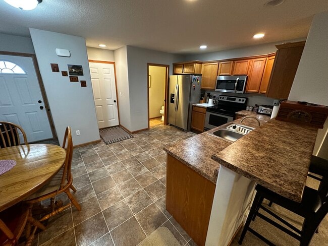 Building Photo - 140 War Admiral Lane