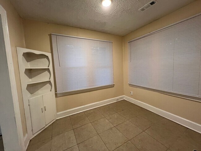 Foto del edificio - Apartment Home for Rent in Montgomery
