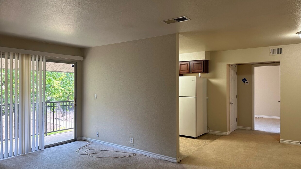 Primary Photo - 1 Bedroom Condo with pool, spa, tennis cou...