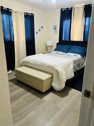 Building Photo - 661 SW 29th Terrace