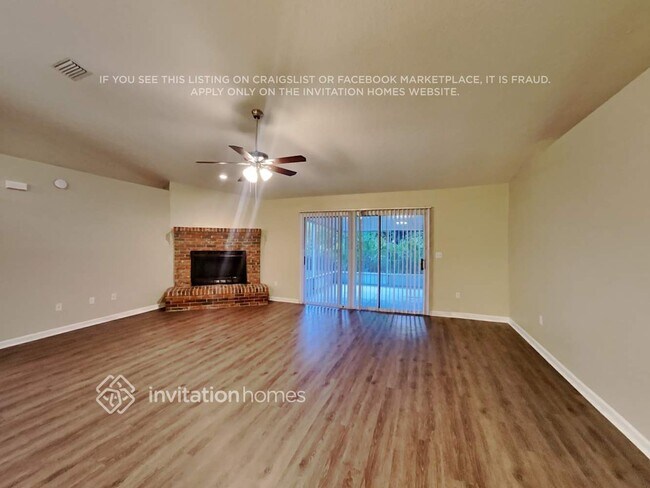 Building Photo - 607 Hamlet Ct