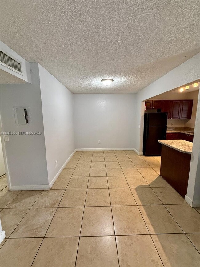 Foto del edificio - 400 NW 65th Ave