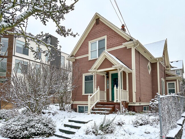 Building Photo - 2218 NW 62nd St