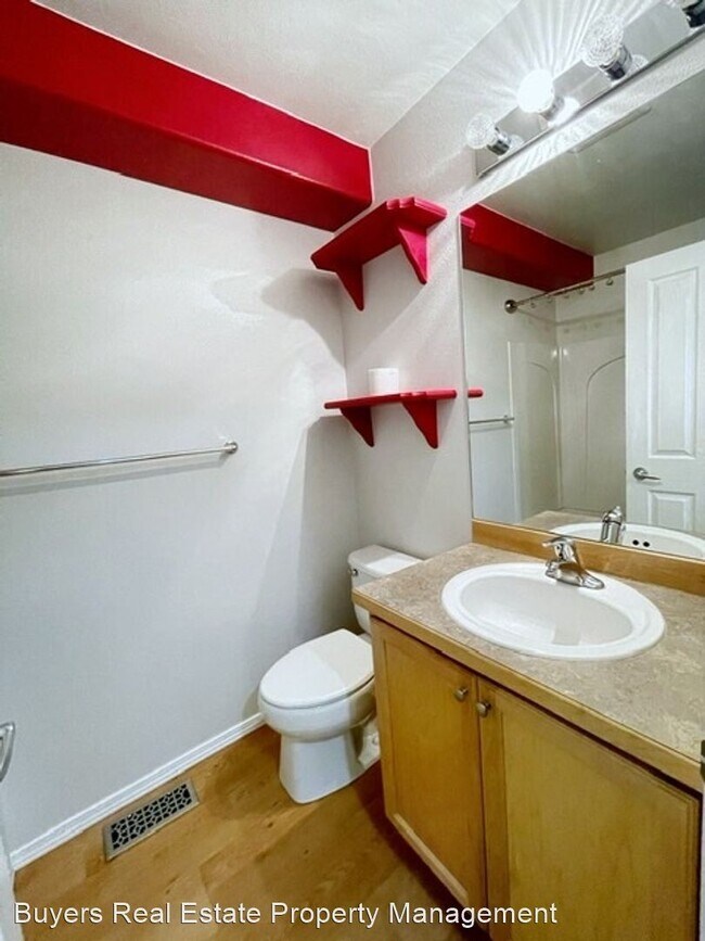 Foto del edificio - 255 Whisper Knoll Cir