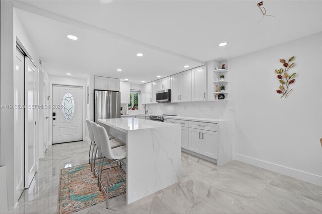 Foto del edificio - 8900 Washington St