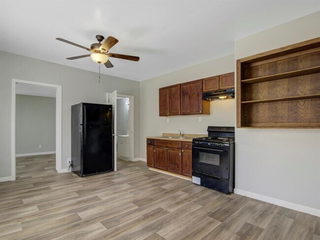 Foto del edificio - 313 N Beauregard St