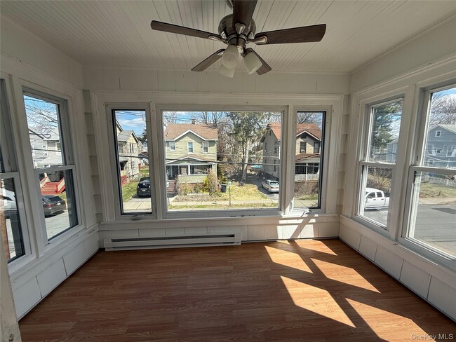 Building Photo - 11 Knapp Ave