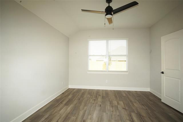 Building Photo - 7633 Noble Oaks Dr
