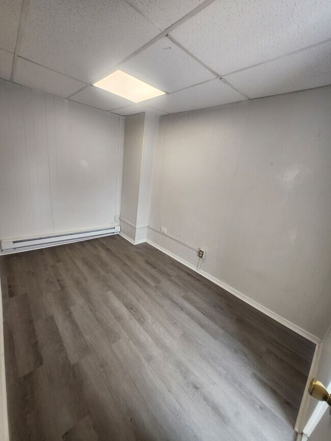 Foto del edificio - 448 W Turner St