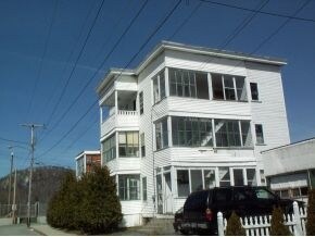 Primary Photo - 212-216 Willow St