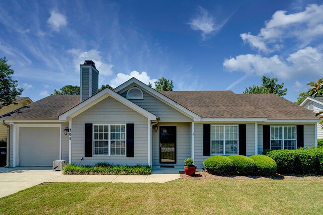 Building Photo - 305 Hixon Pl