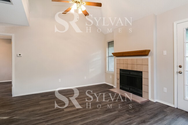 Building Photo - You are exactly where you ought to be!