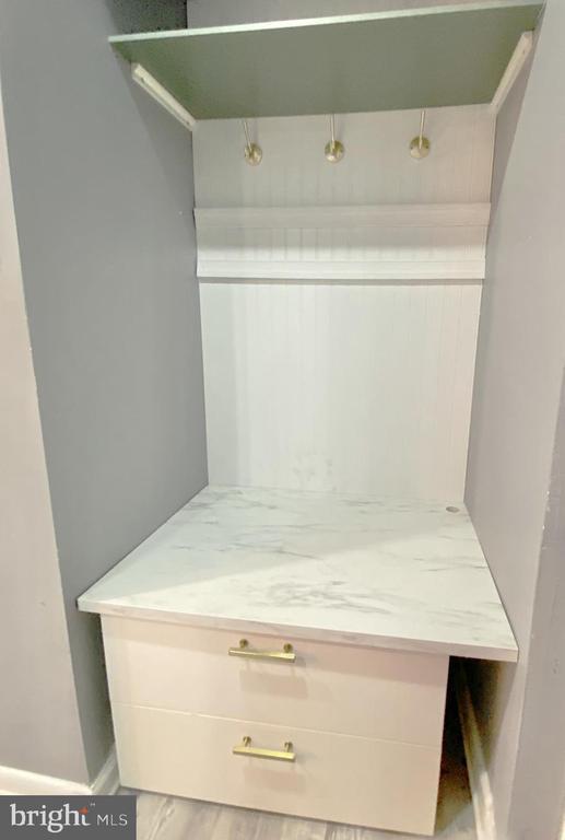 Building Photo - 3101 S Manchester St