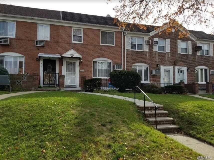 Foto principal - 136-48-136-71 71st Rd