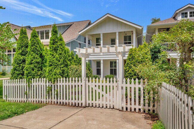 Photo - 5104B Dakota Ave House