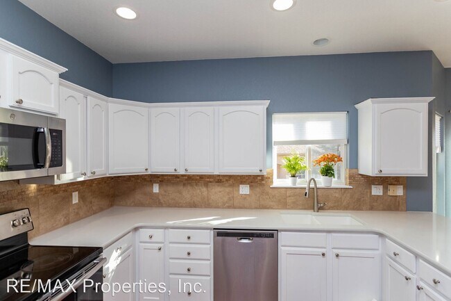 Building Photo - 5 br, 3.5 bath House - 5847 Kent Creek Lane