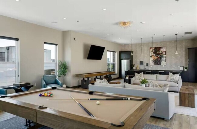 Building Photo - 112 N Boston Ave