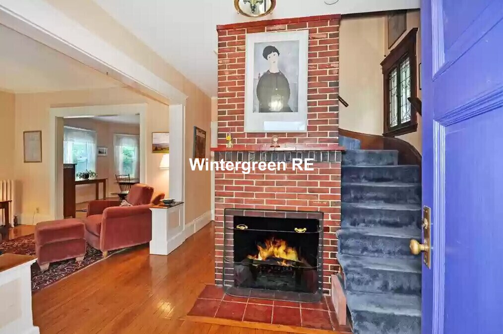 16 Chetwynd Rd Unit 1, Somerville, MA 02144 16 Chetwynd Rd Somerville, MA