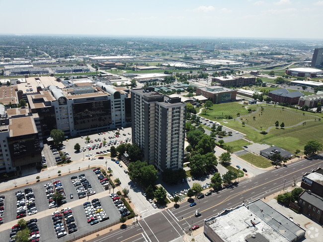 Heritage House Apartments - Saint Louis, MO | Apartments.com