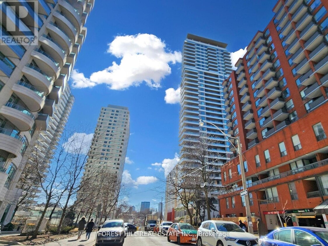 Photo principale - 50-2750 Dunfield Ave