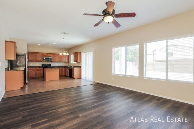 Foto del edificio - 1118 E Desert Springs Way