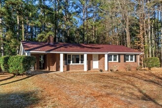 Building Photo - 30 Calcium Cir