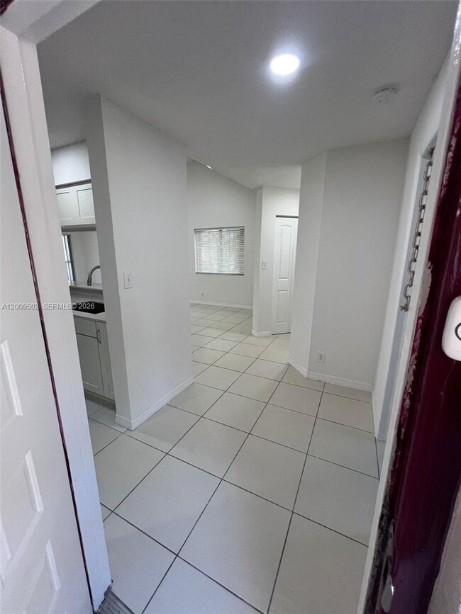 Building Photo - 9203 SW 138th Pl