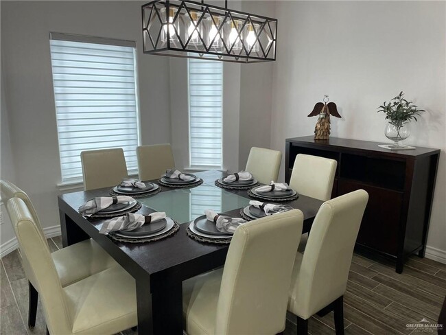 Foto del edificio - 5112 W Expy 83