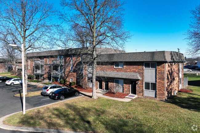 Building Photo - Auburn Place